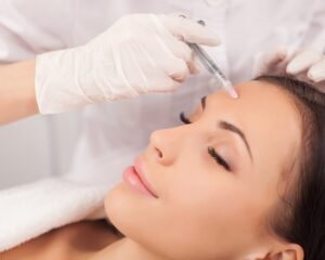 تزریق بوتاکس , لیفت صورت , تزریق ژل , کربوکسی تراپی , لیفت با نخ